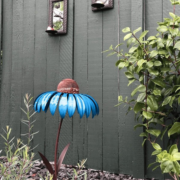 Coneflower Design Metal Bird Feeder for Outdoor Garden Use